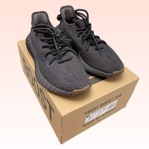 YEEZY BOOST 350 V2 CINDER